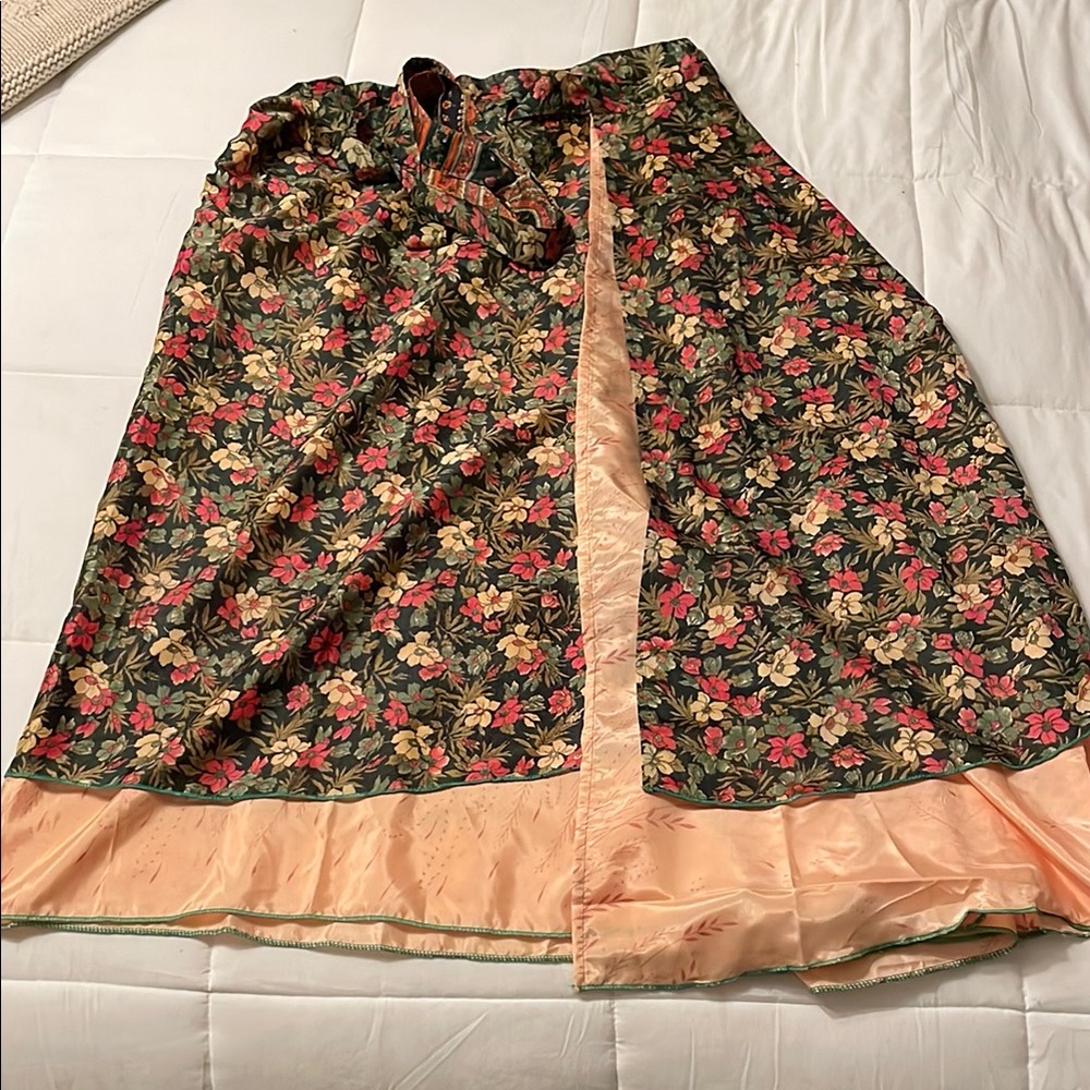 True wrap reversible skirt